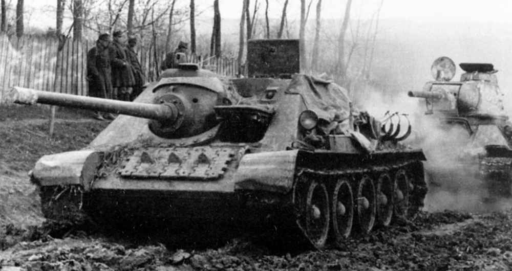 Soviet SU-85